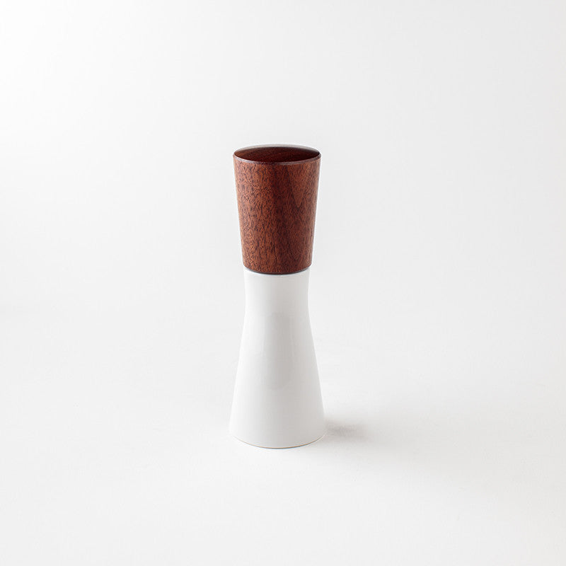 salt and pepper grinder