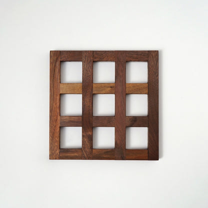 Trivet