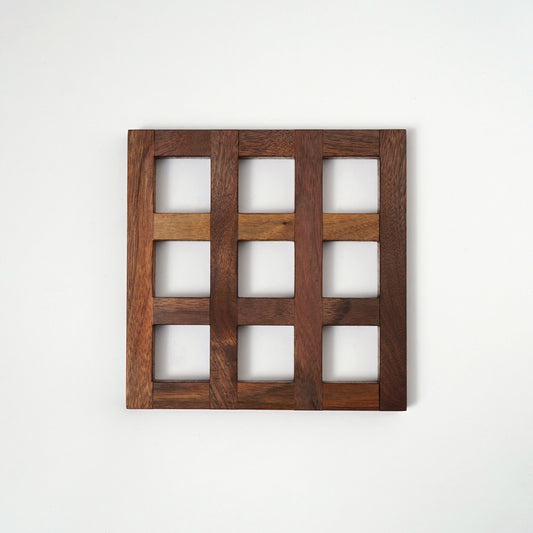 Trivet